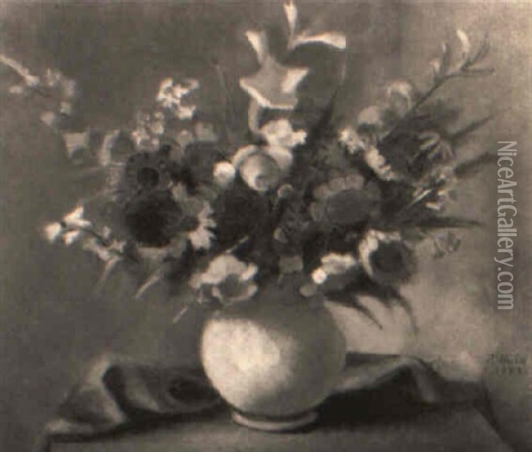 Blumenstraus In Weiser Kugelvase Oil Painting - Anton Hula