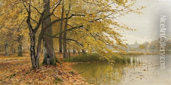 Herbsttag In Potsdam. Blick Von Einem Seeufer Auf Die Silhouette Der Nikolaikirche Oil Painting - Walter Moras