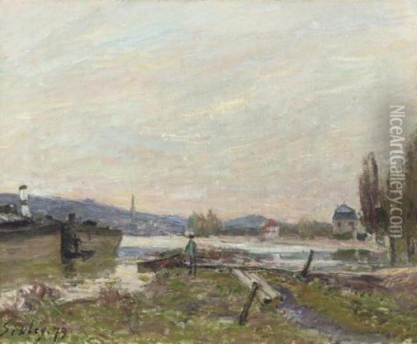Bords De Seine, Saint-cloud Oil Painting - Alfred Sisley