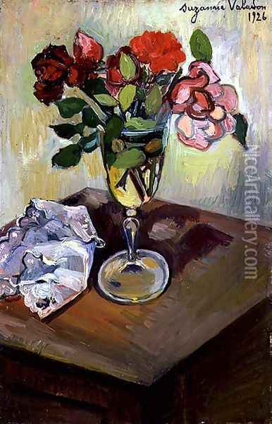 Roses in a Glass, 1926 Oil Painting - Suzanne Valadon
